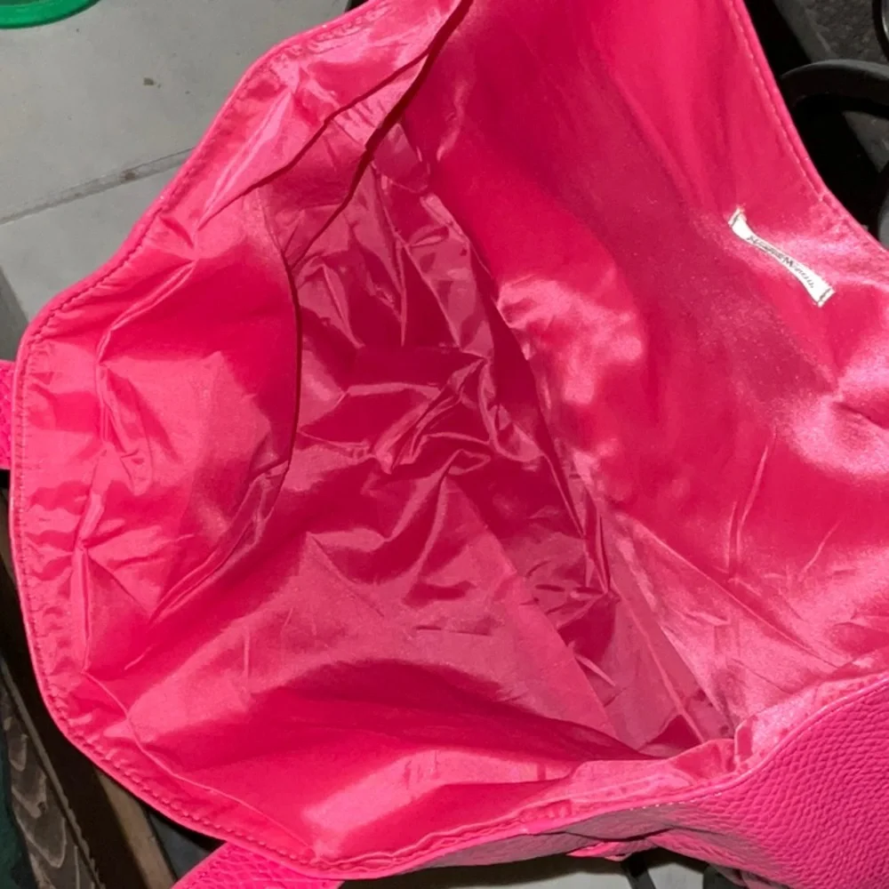 Neiman Marcus Pink large beauty tote NWOT
